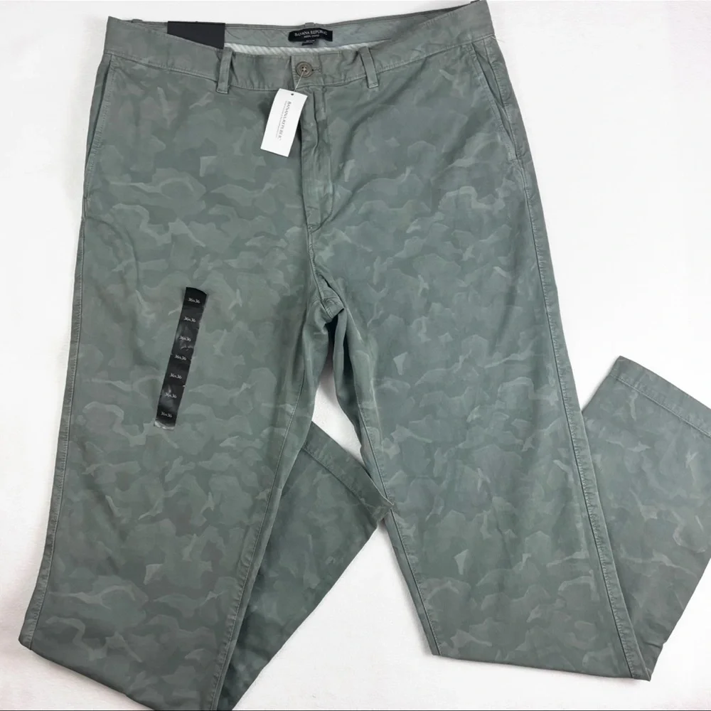 NWT Banana Republic Green Aiden Camo 100% Cotton Slim Straight Chino Pants 36/36